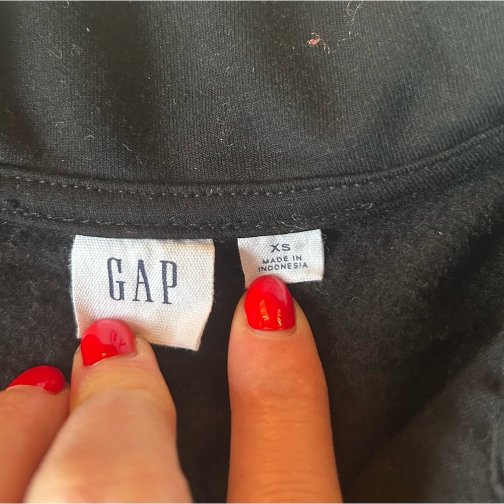 GAP Cropped Polo Sweatshirt - Picture 5 of 8